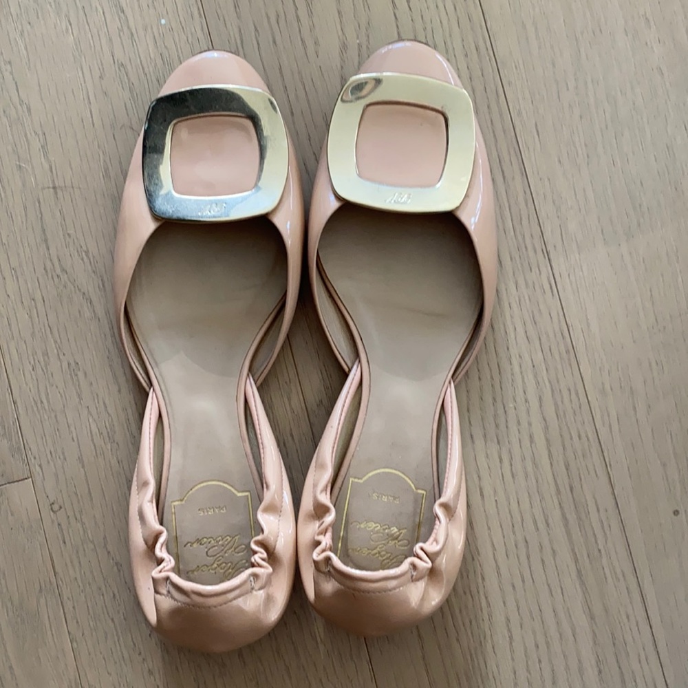 Roger Vivier flats size 7.5